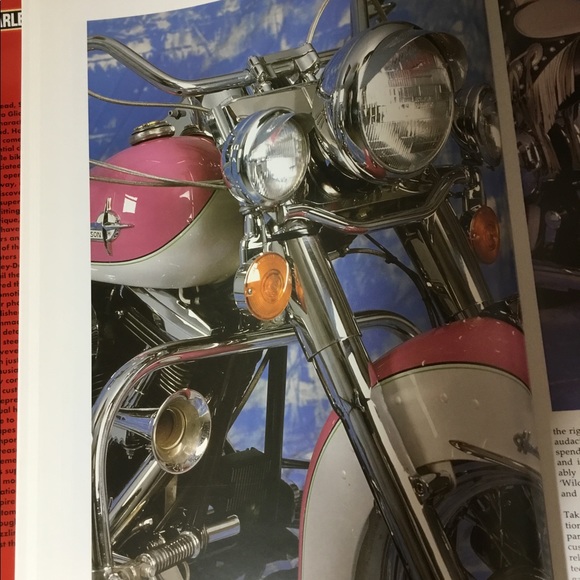 Large 1992 Harley Davidson Book - Picture 11 of 13